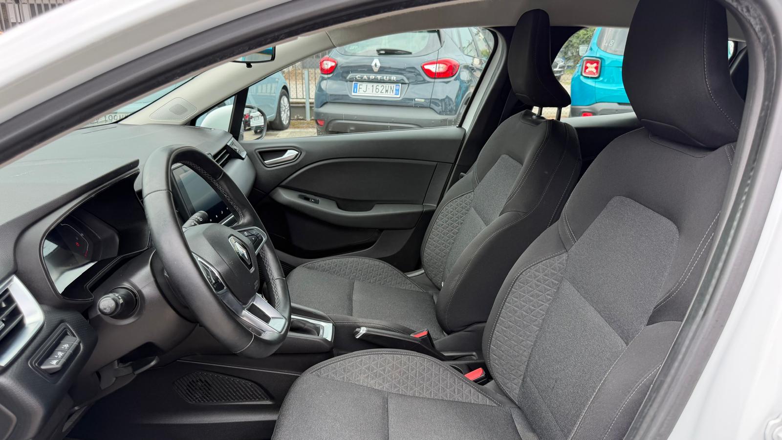 Renault Clio Full Hybrid E-Tech solo 62.000 KM