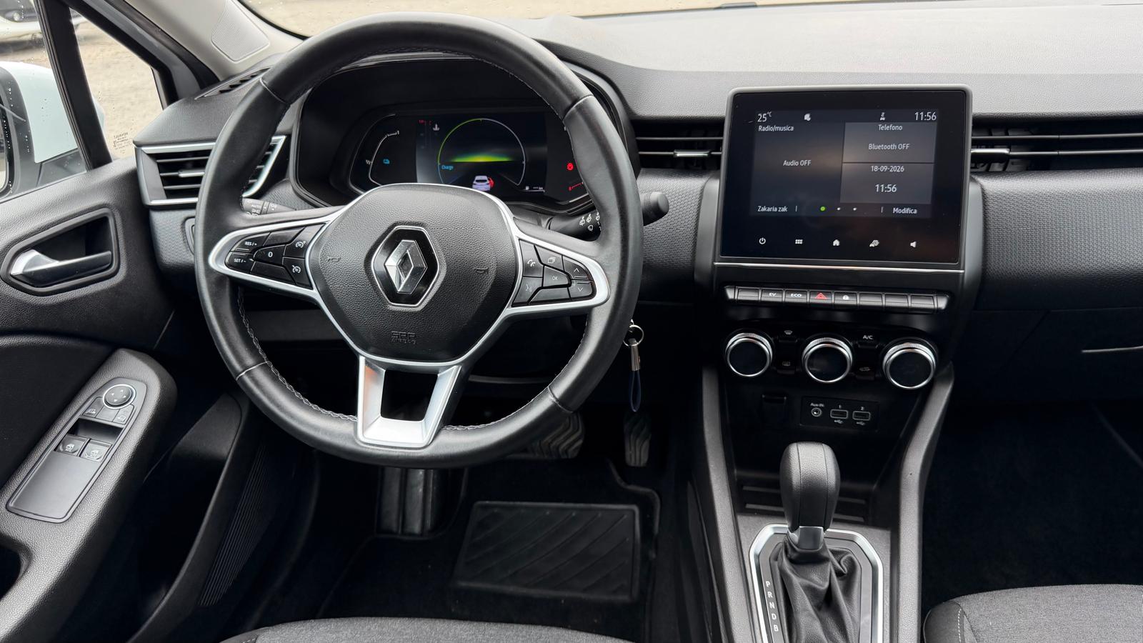 Renault Clio Full Hybrid E-Tech solo 62.000 KM