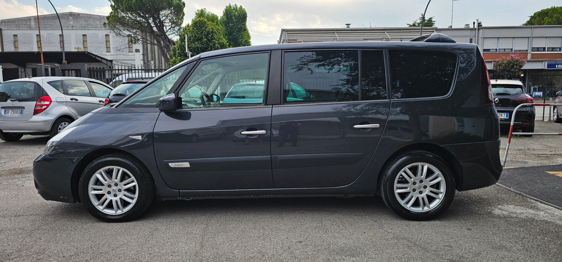 Renault Espace Grand 2.0 dCi 175CV Proactive 7 POSTI