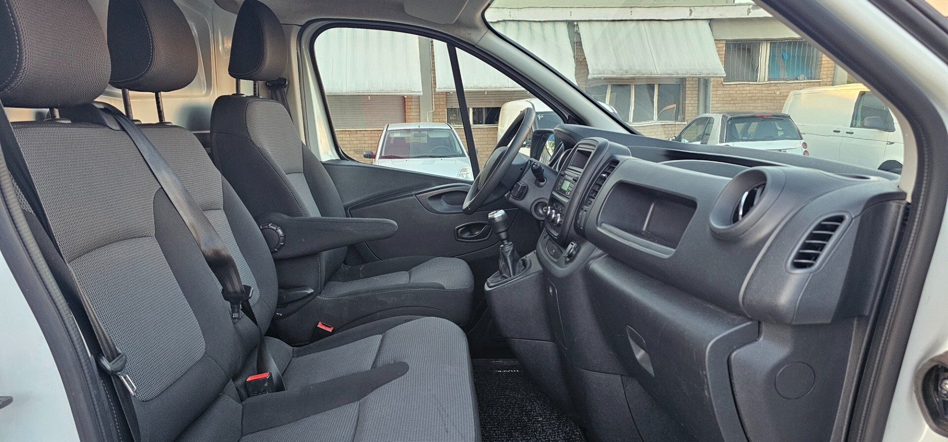 Renault Trafic 2.0 Tdci 120 Cv