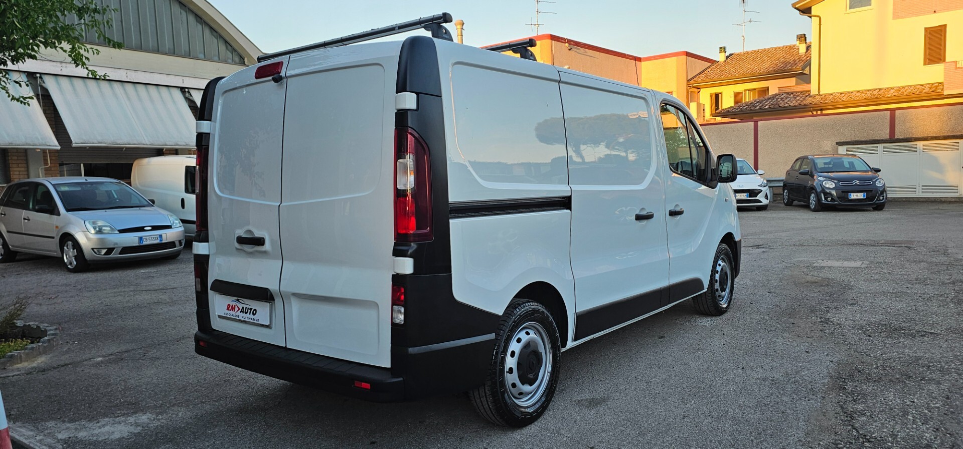 Renault Trafic 2.0 Tdci 120 Cv