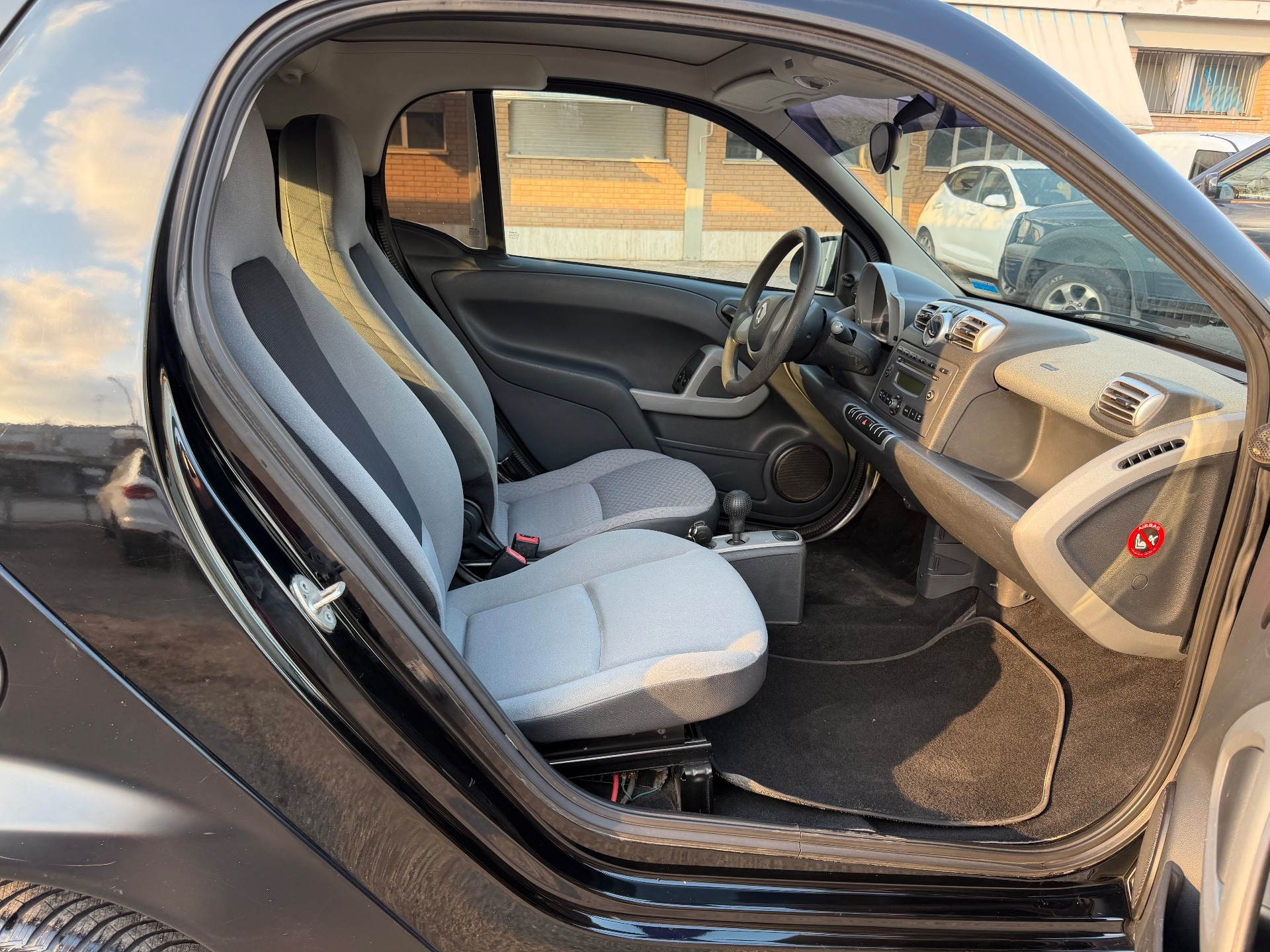 Smart ForTwo 1000 45 kW coupé pure