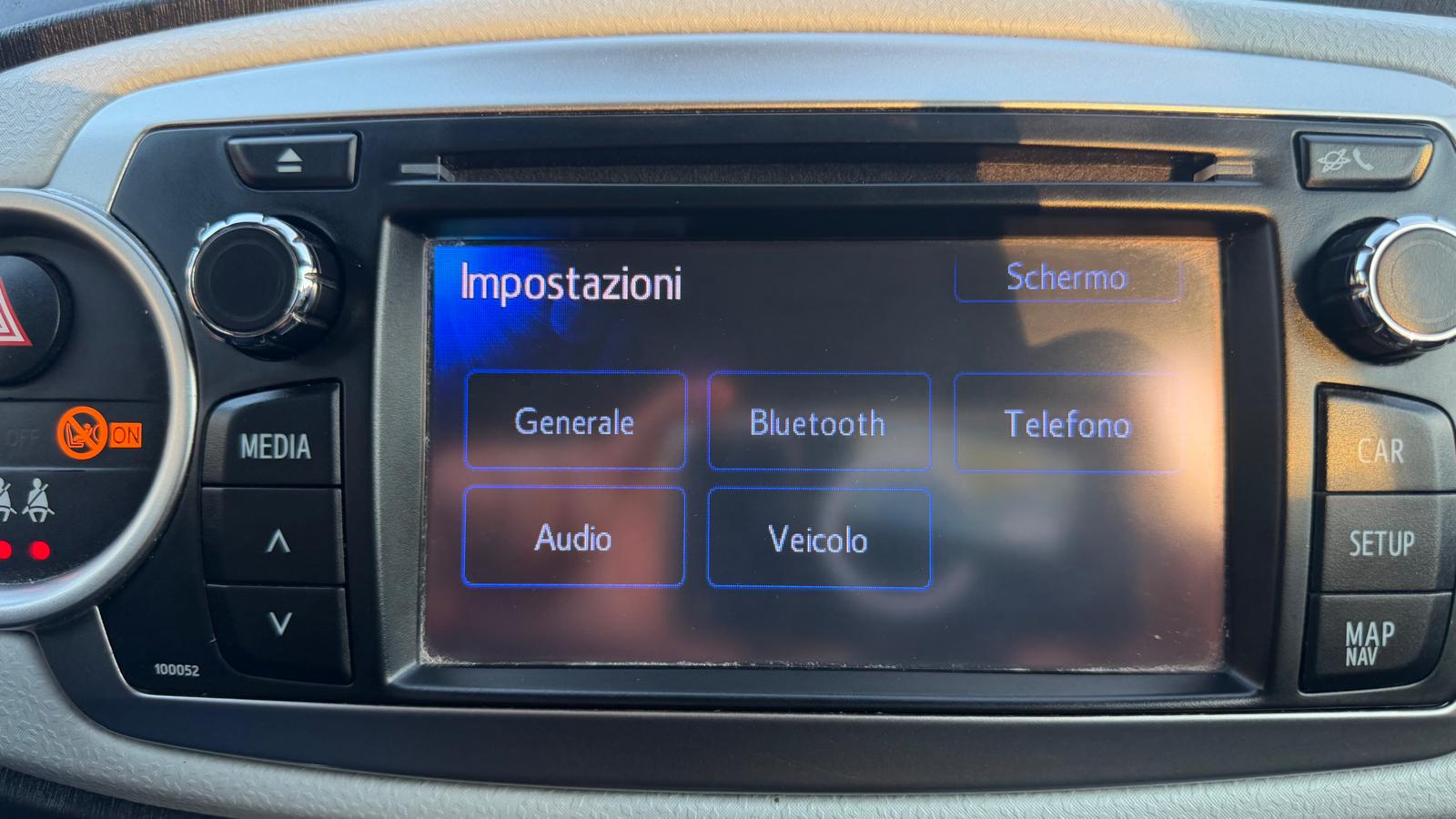 Toyota Yaris 1.5 Hybrid AUTOMATICA!