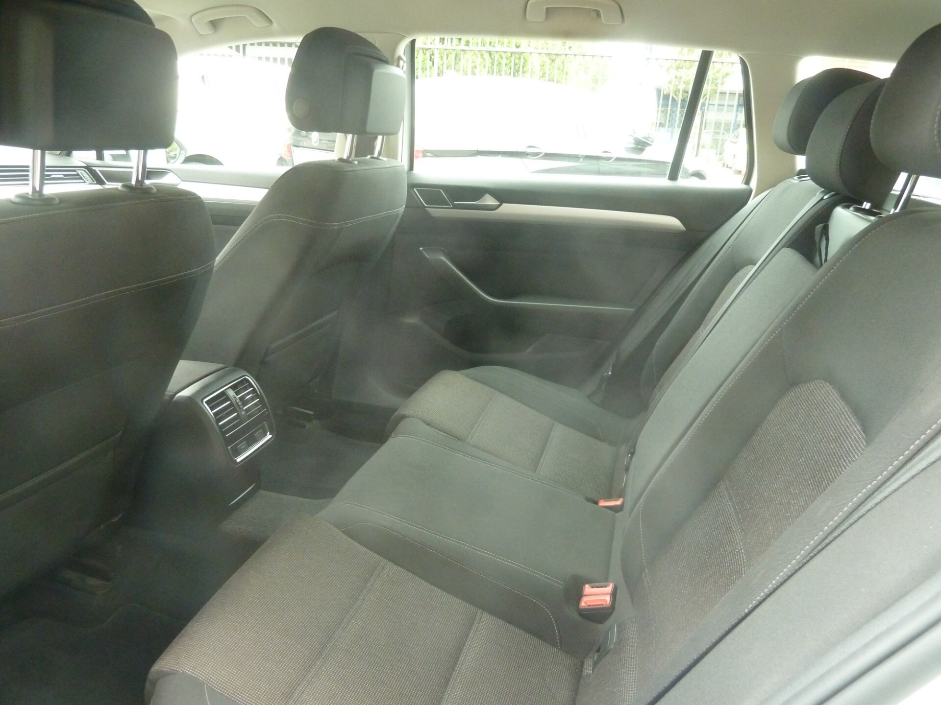 Volkswagen Passat Variant 1.6 TDI Business BlueMot