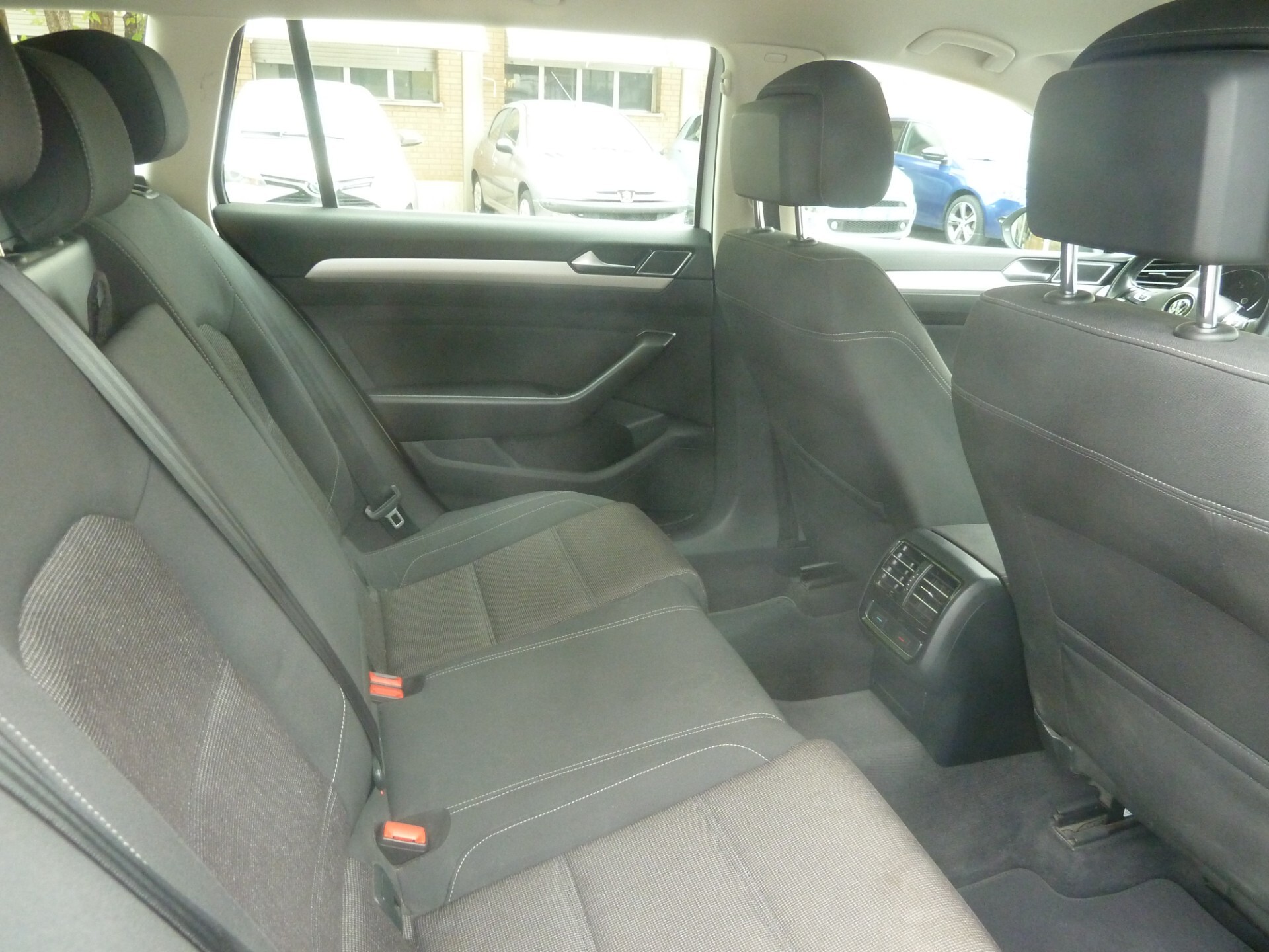 Volkswagen Passat Variant 1.6 TDI Business BlueMot