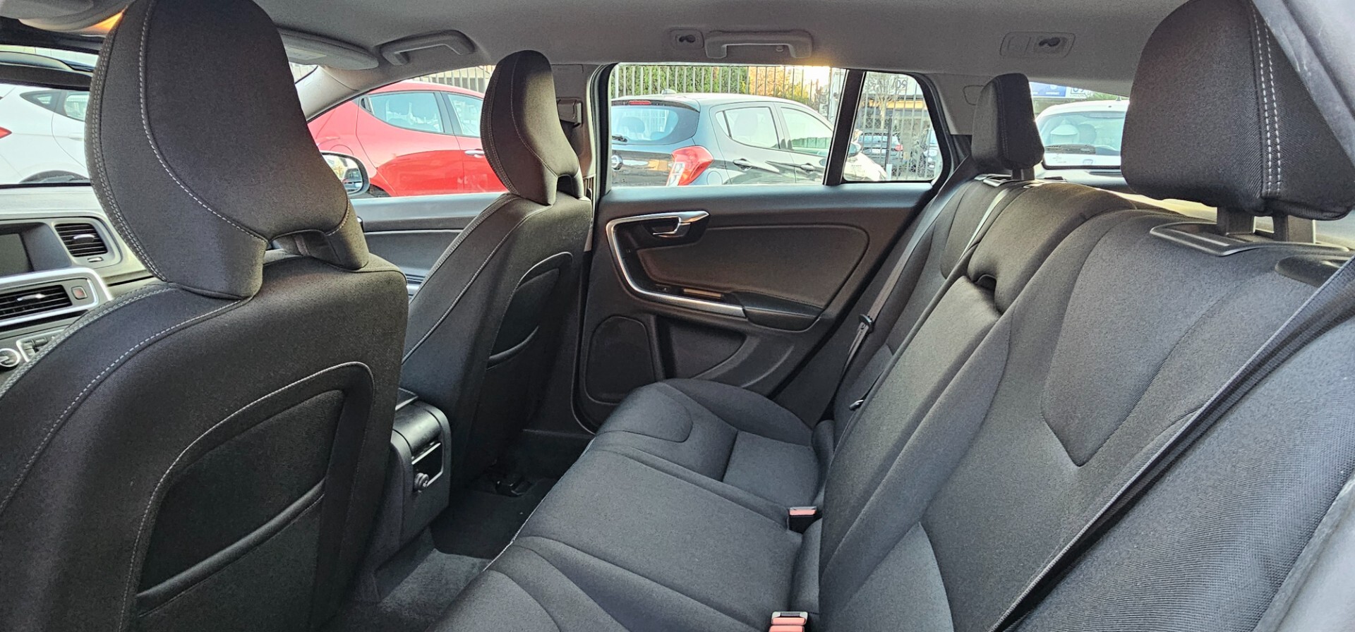 Volvo V60 Automatica 120 CV